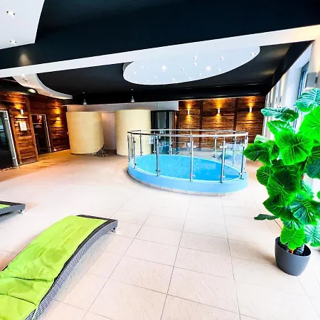 Modern Mountain Directly By Skiing Area *