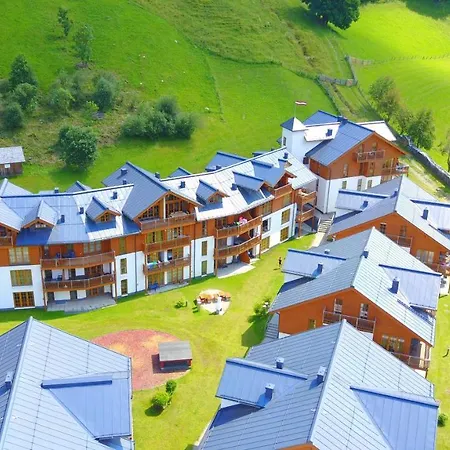 Modern Mountain Directly By Skiing Area Apartment Rauris