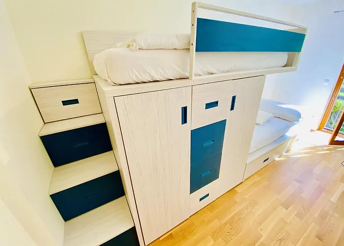 Modern Mountain Directly By Skiing Area *